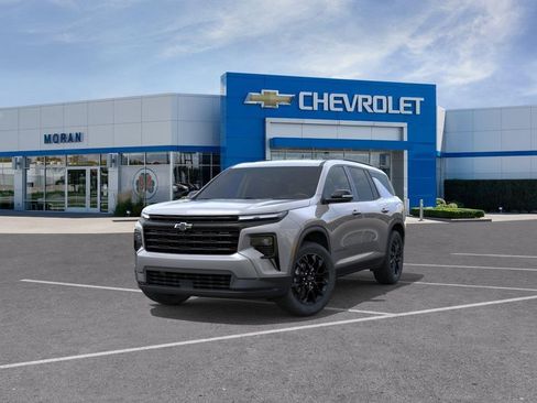New 2026 Chevrolet Traverse LT w/ Midnight/Sport Edition AWD/4WD image 8