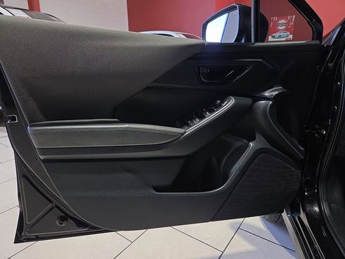 Used 2024 Subaru Crosstrek 2.0i Premium image 17