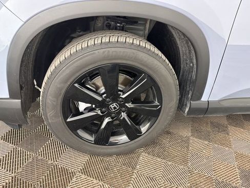 Certified 2025 Honda Pilot Black Edition image 37