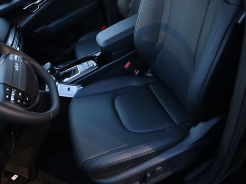 New 2026 Kia Sportage SX image 21