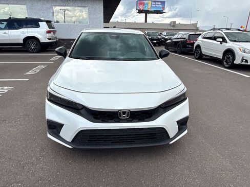 Used 2022 Honda Civic Sport image 2