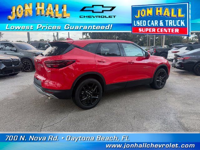 Used 2023 Chevrolet Blazer LT FWD image 10