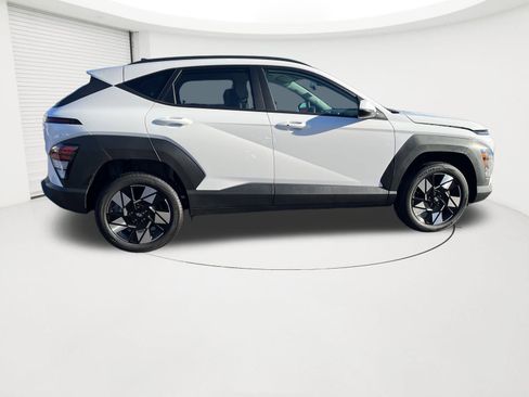 Certified 2025 Hyundai Kona SEL image 6