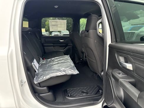 New 2026 RAM 1500 Express AWD/4WD image 22