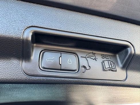 Used 2024 Ford Explorer ST w/ Equipment Group 401A image 30