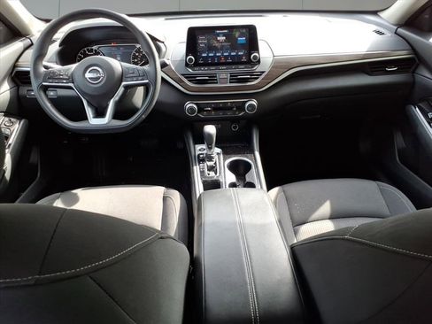 Used 2023 Nissan Altima 2.5 SV image 7