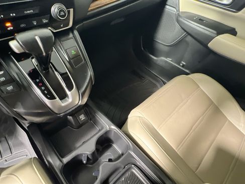 Used 2019 Honda CR-V Touring image 25