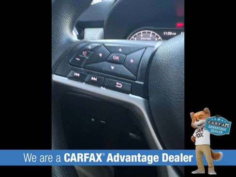 Used 2021 Nissan Versa SV image 17