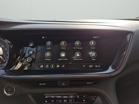 Used 2023 Buick Envision Essence image 38