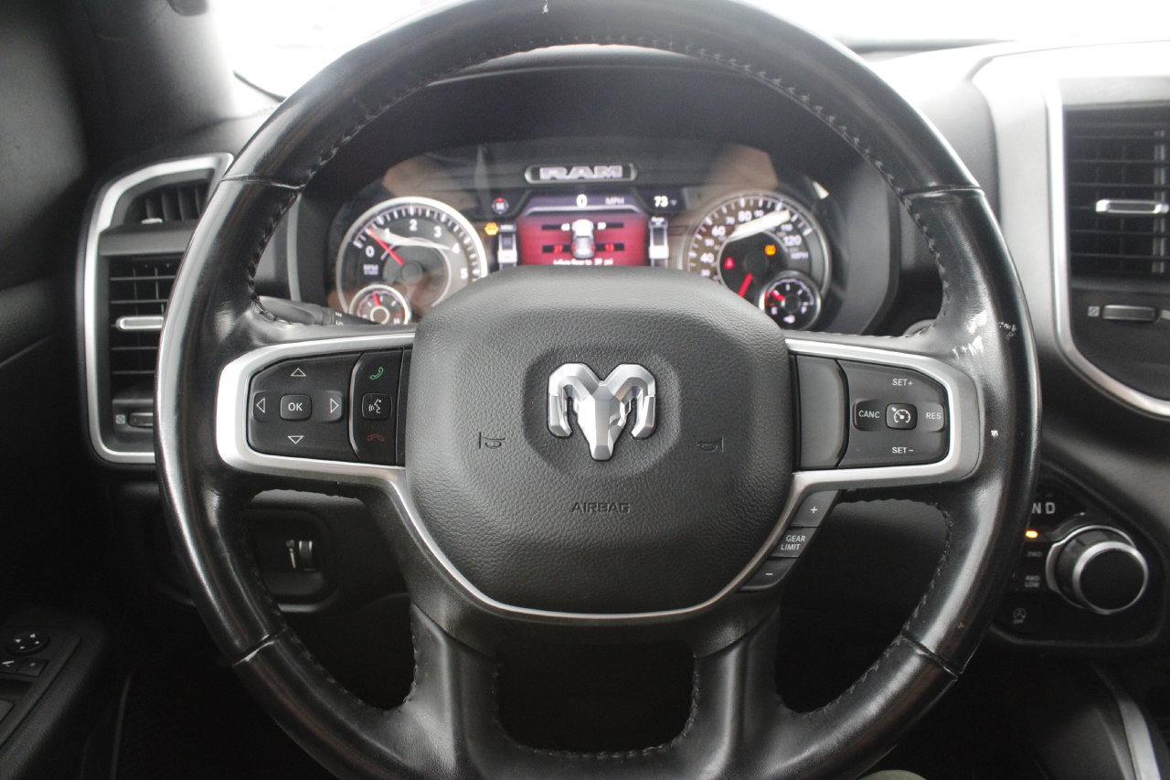 Used 2022 RAM 1500 Big Horn AWD/4WD image 16
