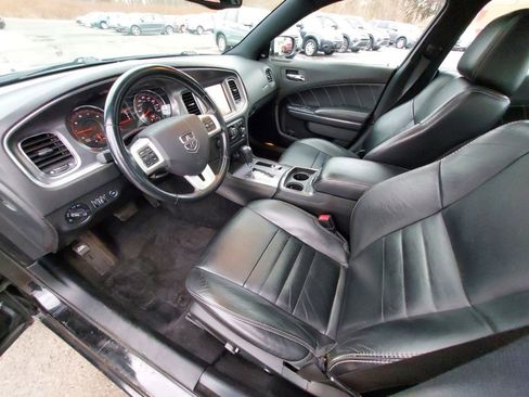 Used 2014 Dodge Charger R/T image 7
