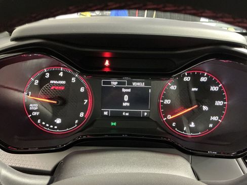 New 2026 Chevrolet Trax RS w/ Sunroof Package image 25