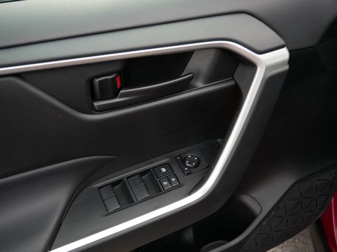 Certified 2024 Toyota RAV4 LE image 20