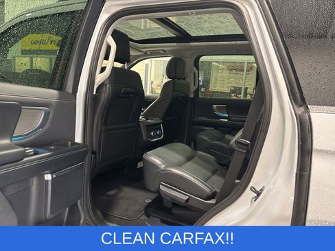 Used 2025 Ford Expedition Platinum AWD/4WD image 16