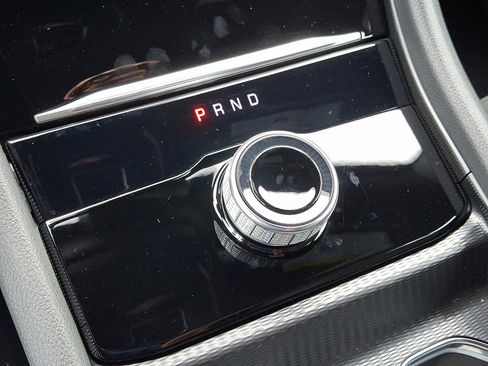 New 2025 Jeep Grand Cherokee Laredo X image 17