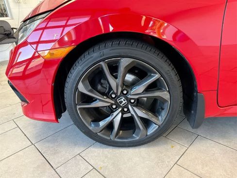 Used 2019 Honda Civic Sport image 14