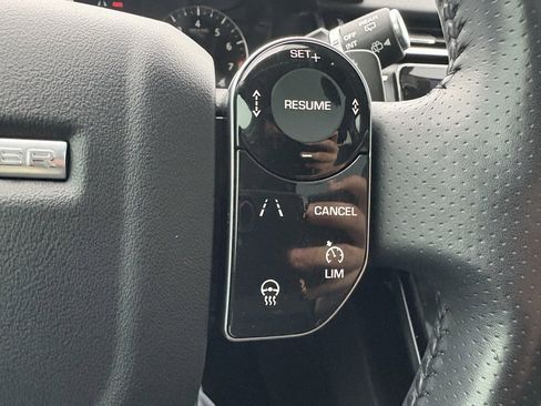 Used 2020 Land Rover Range Rover Velar S image 48