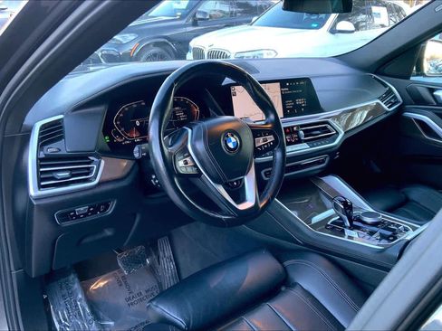Used 2022 BMW X6 xDrive40i w/ Climate Comfort Package image 18