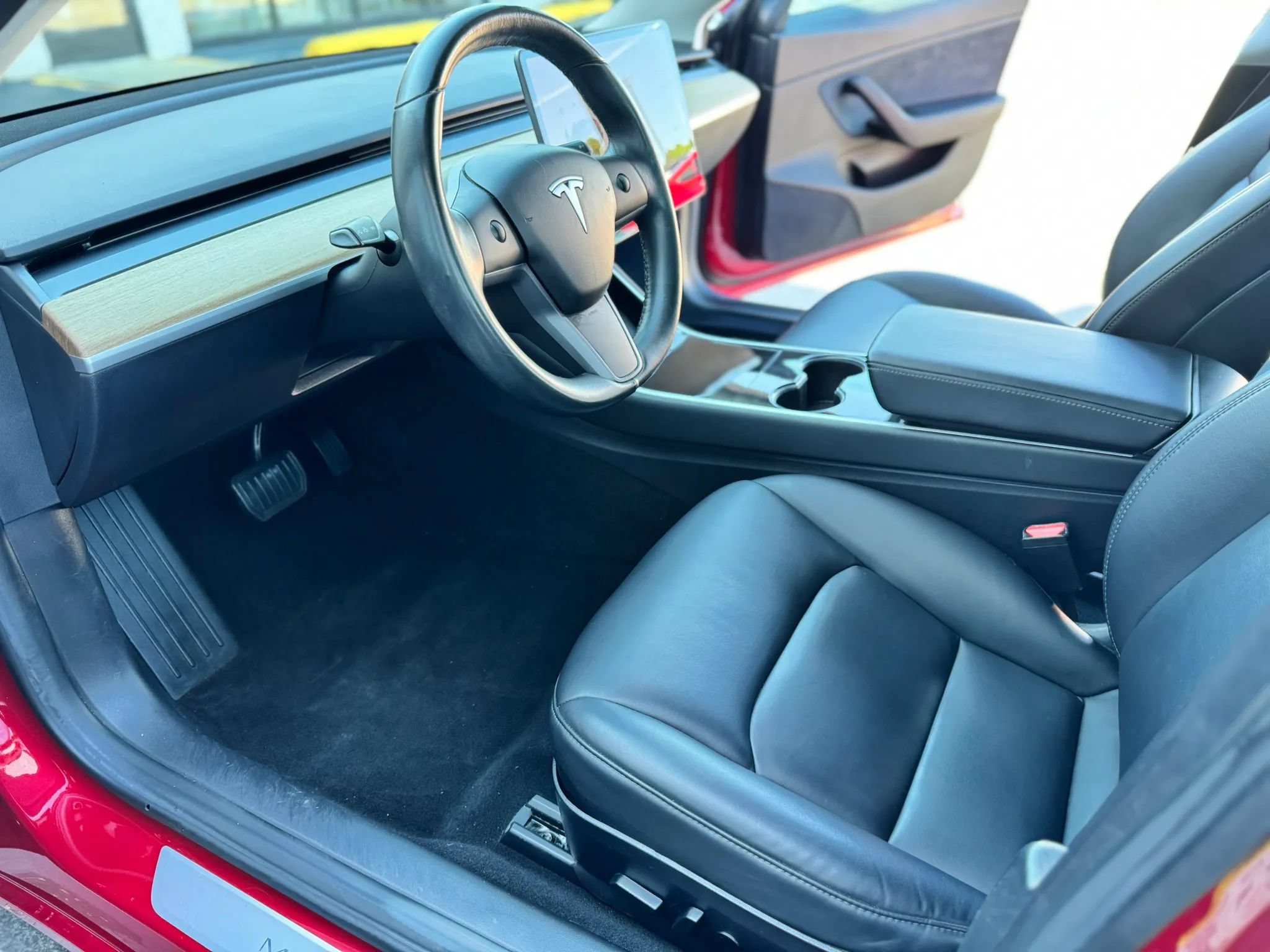 Used 2018 Tesla Model 3 Long Range AWD/4WD image 9