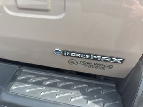Used 2025 Toyota Tacoma TRD Pro w/ Tow Tech Package AWD/4WD image 8