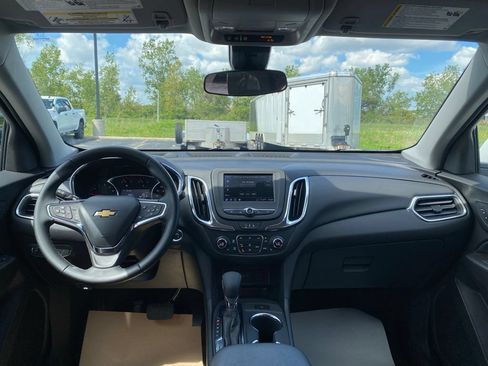 Used 2024 Chevrolet Equinox LT FWD image 21