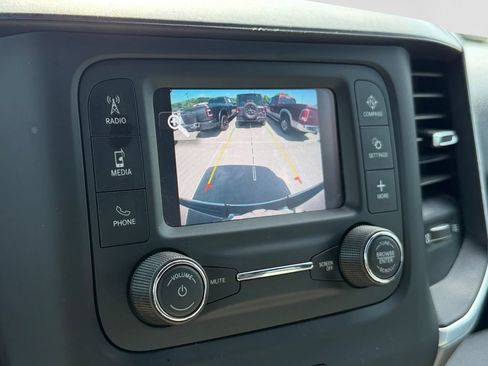 Used 2022 RAM 1500 Big Horn AWD/4WD image 18
