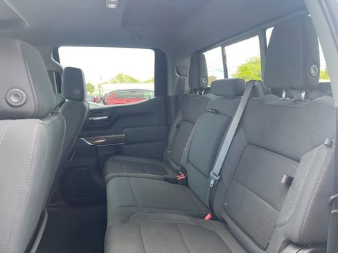 Used 2021 Chevrolet Silverado 1500 LT Trail Boss w/ Convenience Package II image 17