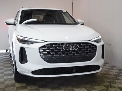 New 2025 Audi Q5 Premium Plus
