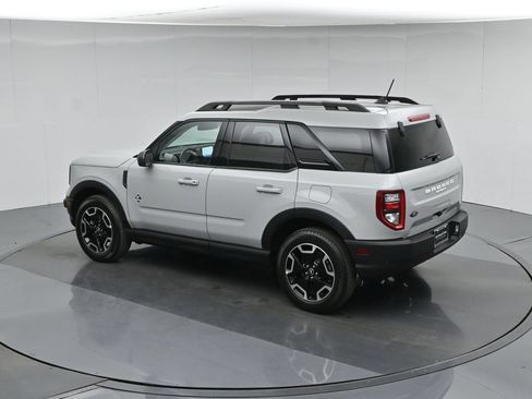 Used 2023 Ford Bronco Sport Outer Banks w/ Tech Package AWD/4WD image 46