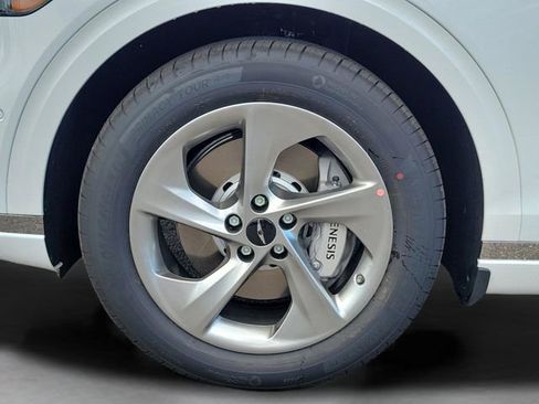 New 2026 Genesis GV70 2.5T Advanced w/ G1 Accessory Package image 37