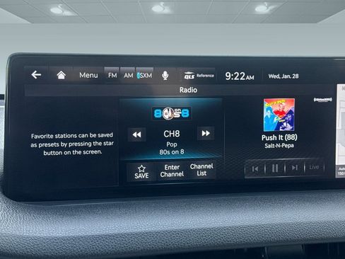 Used 2023 Genesis GV70 2.5T w/ Advanced Package image 24