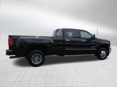 Used 2015 Chevrolet Silverado 3500 LTZ AWD/4WD image 2