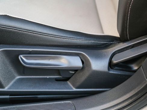 Used 2021 Volkswagen Jetta R-Line image 27