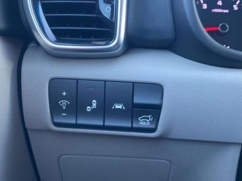 Used 2021 Kia Sportage EX image 12