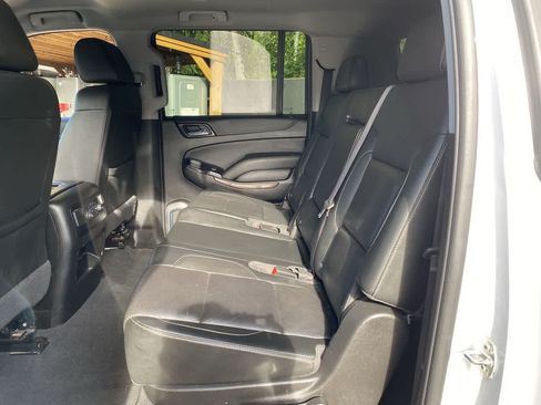 Used 2019 GMC Yukon XL SLT AWD/4WD image 16