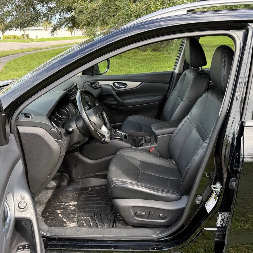 Used 2020 Nissan Rogue Sport SL AWD/4WD image 11