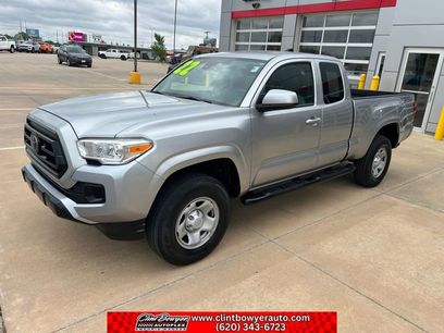 Used 2022 Toyota Tacoma SR w/ SR Convenience Package