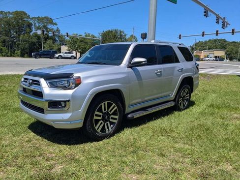 Used 2022 Toyota 4Runner Limited AWD/4WD image 7