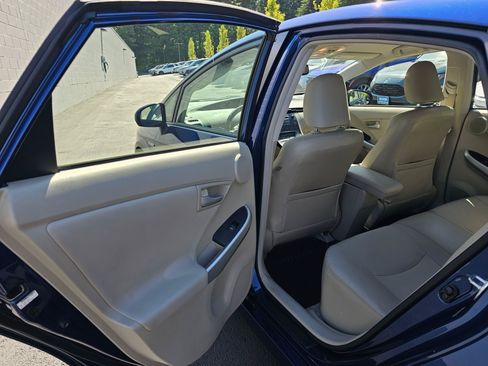 Used 2010 Toyota Prius Five FWD image 18