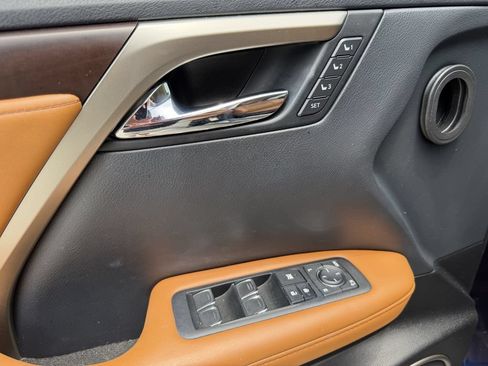 Used 2022 Lexus RX 350 FWD w/ Premium Package image 8