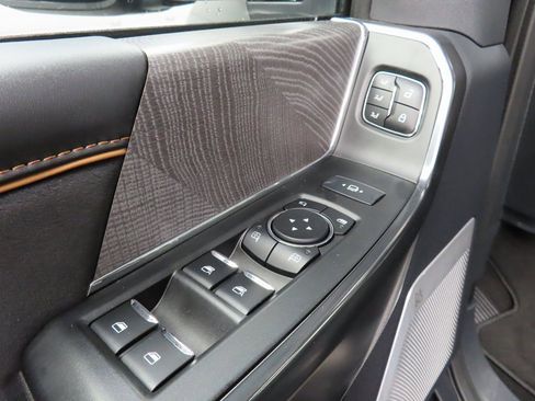 Used 2024 Ford F250 Platinum image 56