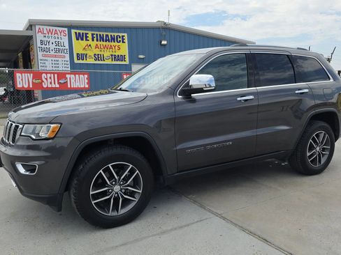 Used 2018 Jeep Grand Cherokee Limited image 1
