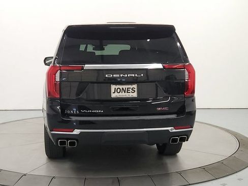 Used 2025 GMC Yukon XL Denali AWD/4WD image 7