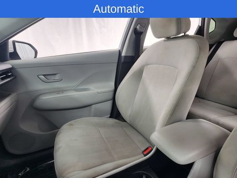 Used 2024 Hyundai Kona SEL AWD/4WD image 13