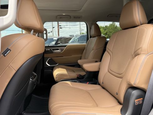 Certified 2026 INFINITI QX80 Luxe w/ Cargo Package RWD image 17
