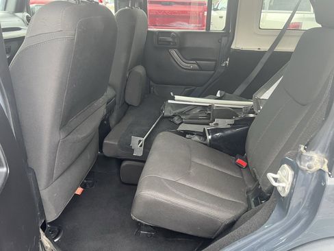 Used 2016 Jeep Wrangler Unlimited Sport w/ Power Convenience Group image 29