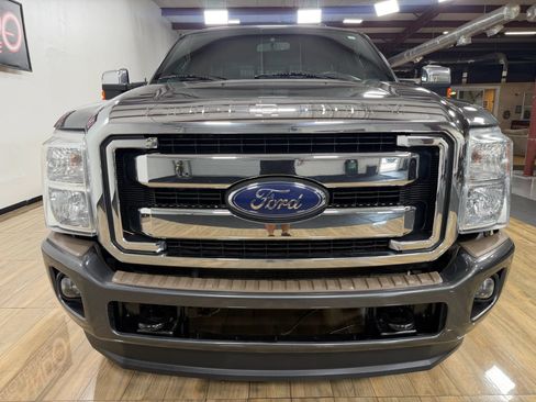 Used 2015 Ford F350 Lariat w/ Lariat Ultimate Package AWD/4WD image 2