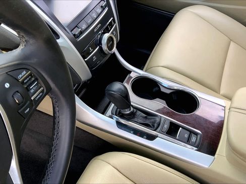 Used 2016 Acura TLX image 14