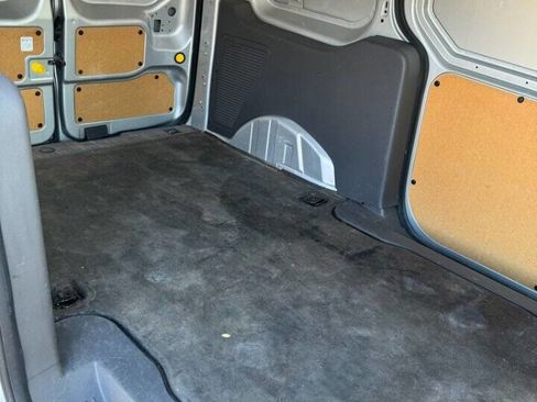 Used 2019 Ford Transit Connect XL image 5