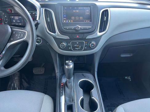 Used 2020 Chevrolet Equinox LS image 11